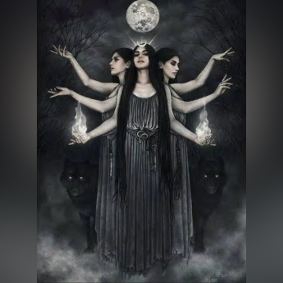 “Maiden, Mother, Crone” Hecate Triple Moon Greek Goddess Magic Cameo Necklace - Picture 11 of 13